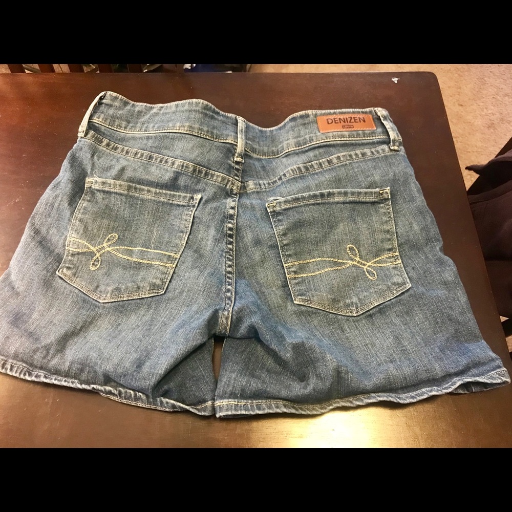 Levi’s Denizen Jean Shorts